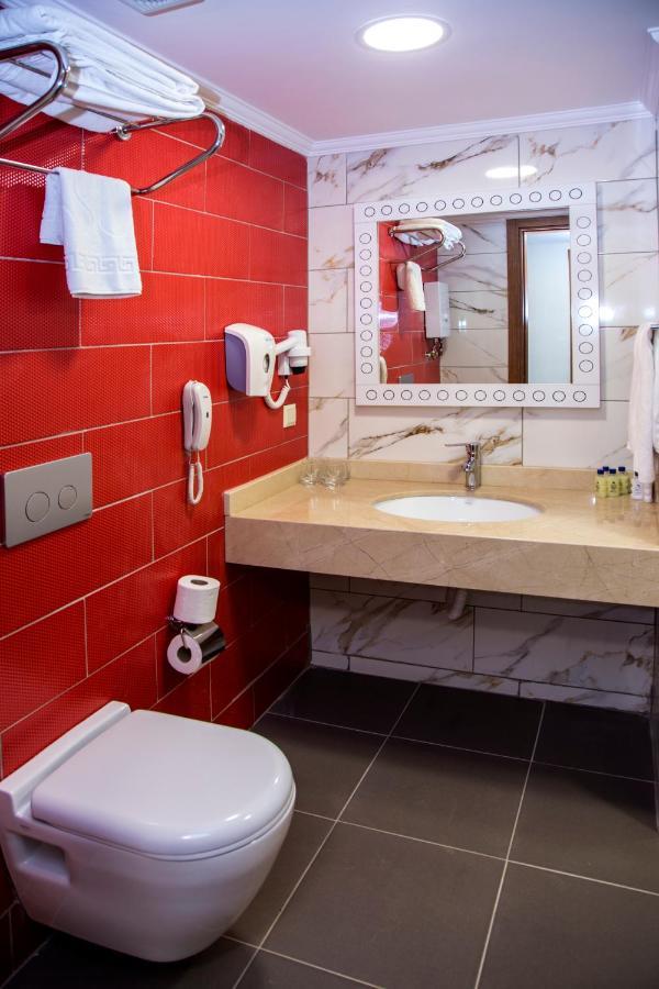 Crystal Club World Of Colours Hotel Belek Exterior foto