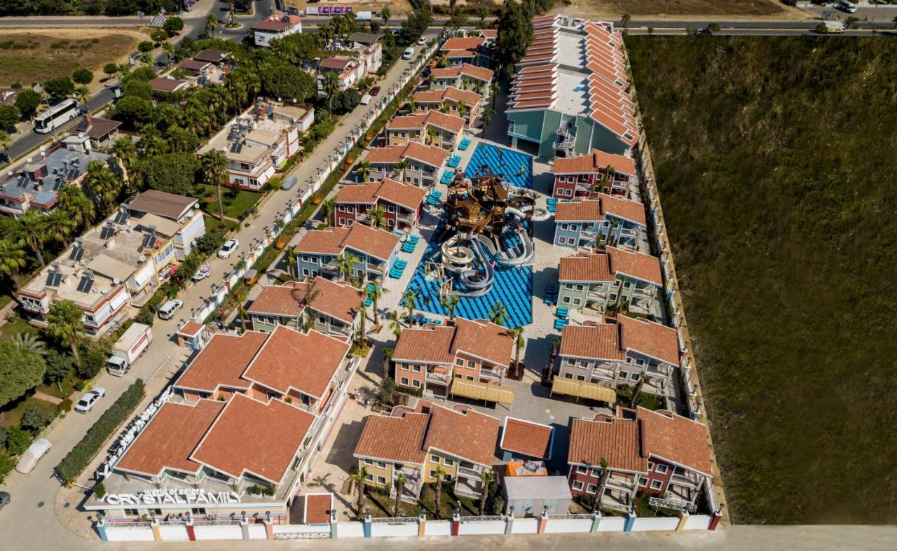 Crystal Club World Of Colours Hotel Belek Exterior foto