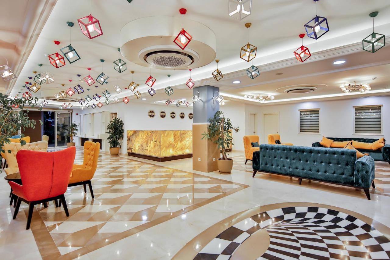 Crystal Club World Of Colours Hotel Belek Exterior foto